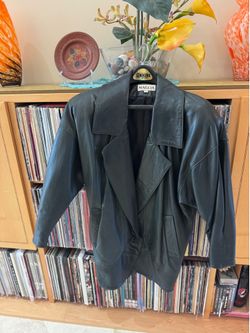 PRICE DROP: VTG. 80s/90s, MAGLIA, 4, lined, FOREST GREEN LAMBSKIN LEATHER JKT