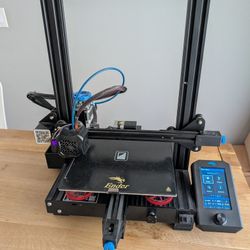 Excellent Ender 3 v2 3d Printer with Extras. Nicely Tuned. Prints Great!