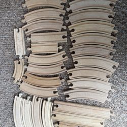 29 pieces Wooden Railways tracks