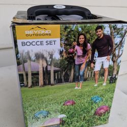 BOCCE SET!