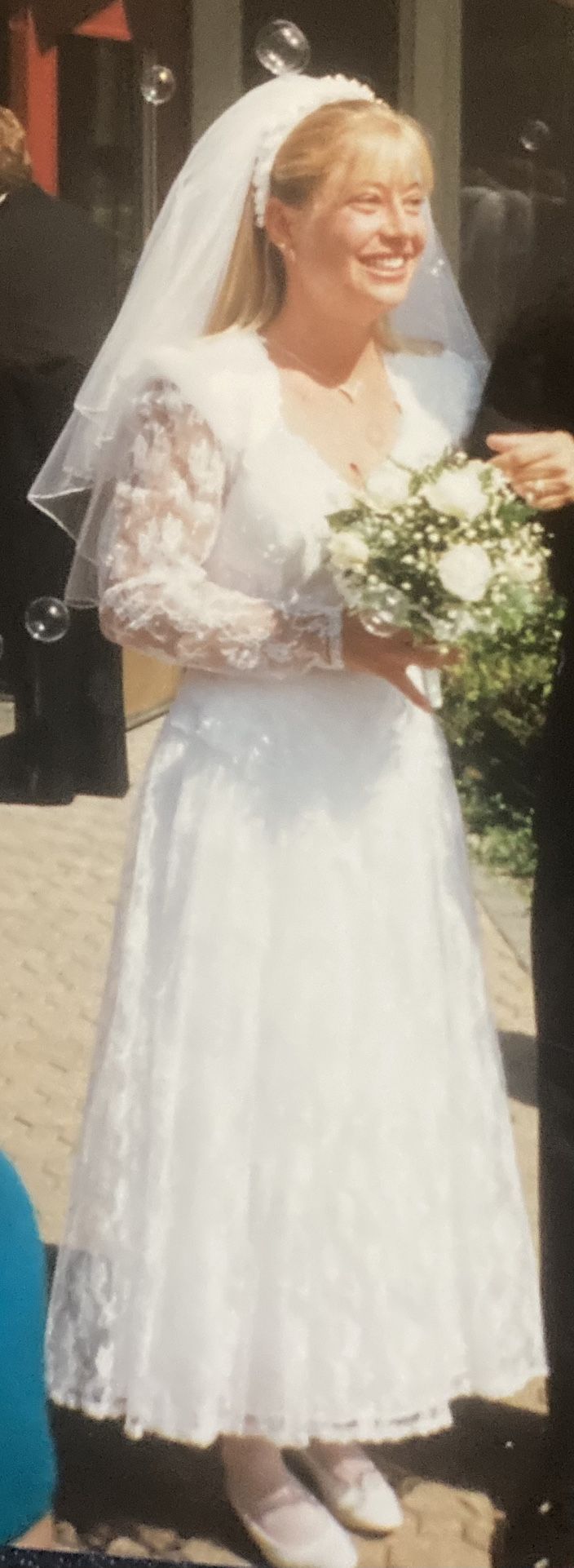 Wedding dress size 6 petite with veil