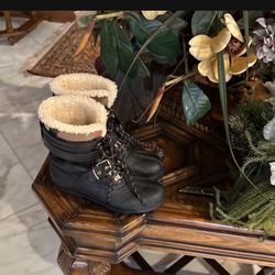 Burberry Booties 💯 Authentic for Christmas and winter