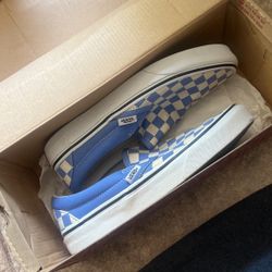 Classic Slip-on Vans 