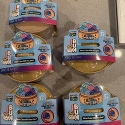 Rainbow Squishy Mystery Bun 