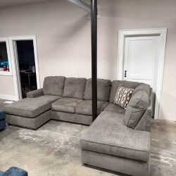 New Ashley O’Phannon Double-Chaise Sectional