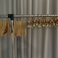 Wooden Hangers 50 Pieces 