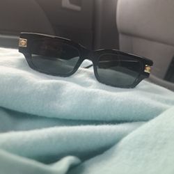 VERSACE SUNGLASSES