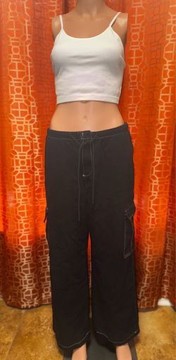 Black Forever 21 Cargo Pants Waist 31