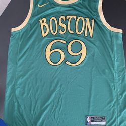 Boston Celtics #69 (ZO) 30 0b0