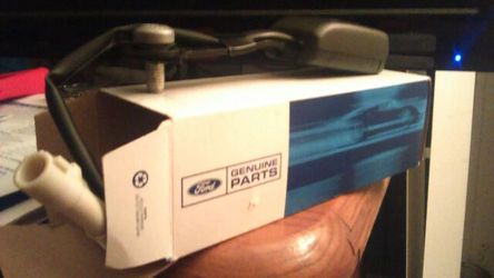 Ford mustang buckle brand New $75