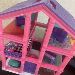 Toy House And Dolls