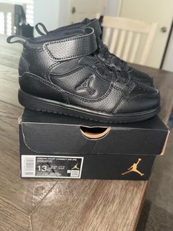 Black leather Nike Jordan 13C