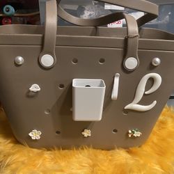 Brand New Large Beach Bag Comes With Accessories Brand New