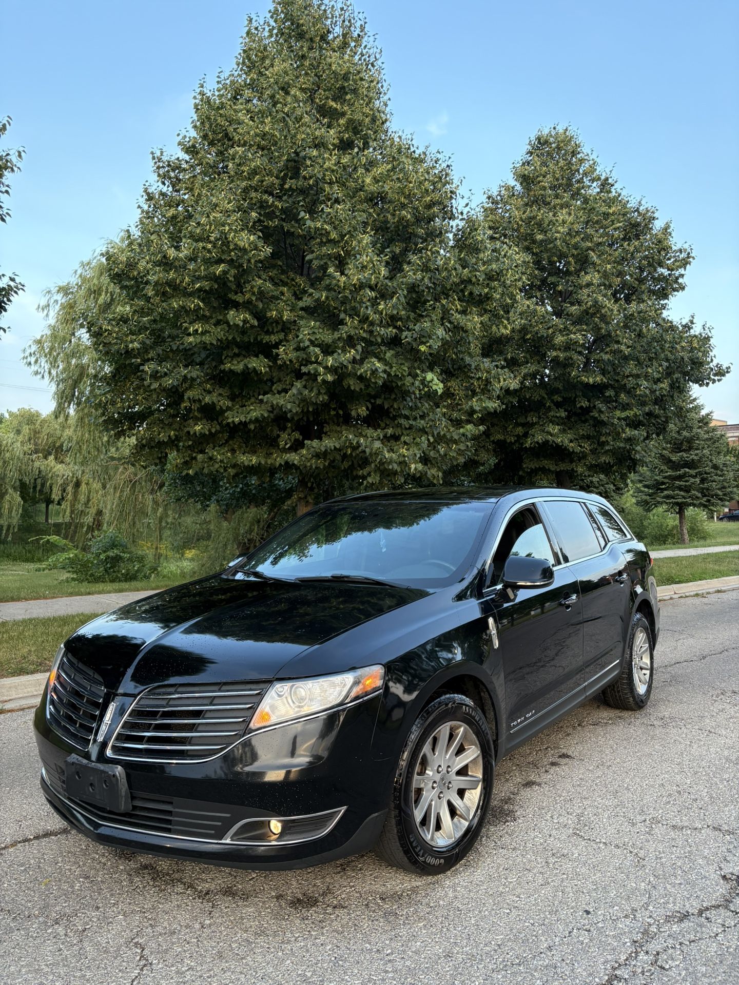2017 Lincoln MKT