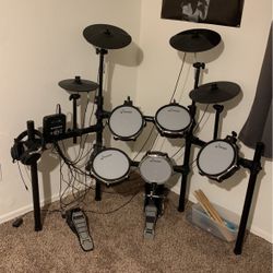 Eectronic Drum set With Throne And Headphones