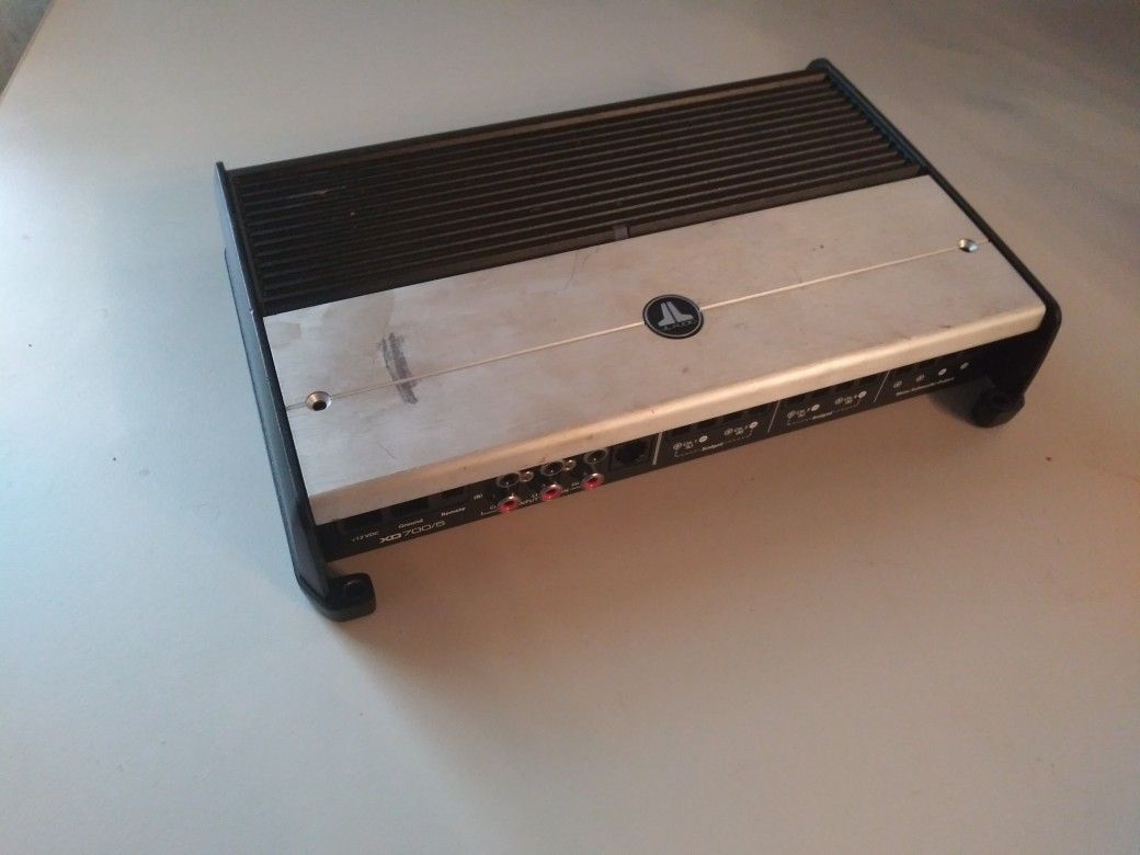 JL audio 700x5 5 channel