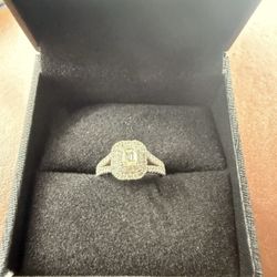 Vera Wang Love Collection 1-1/3 CT. T.W. Emerald-Cut Diamond Split Shank Frame Engagement Ring in 14K White Gold