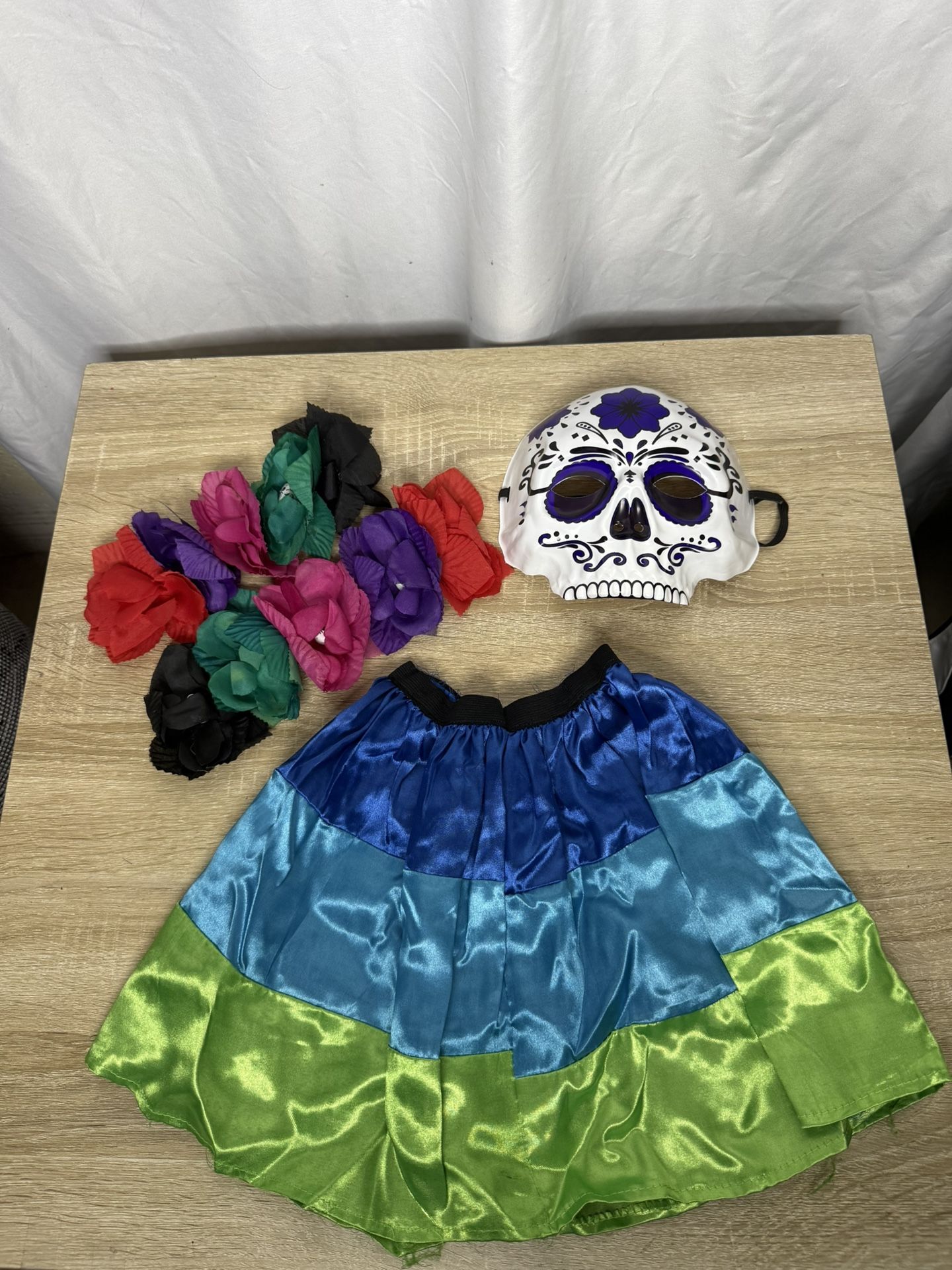 New Halloween Girl Dia De Los Muertos $5/All