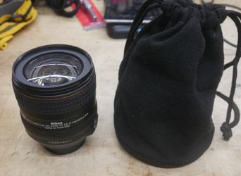 Nikon Nikkor AF-S 16-80mm f2.8-4.0 E ED DX VR Lens USED TESTED. IN A GOOD WORKING ORDER. F(contact info removed)5.