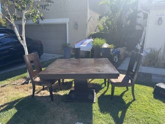 Dining Table Set w/ 4 Chairs And Table Leaf 