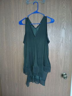 XL Vera Wang shirt