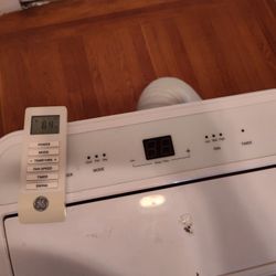 12000 BTU GE Portable Air conditioner 