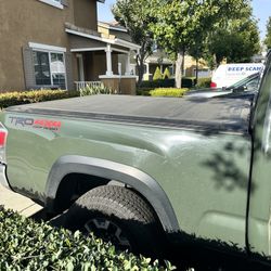 Toyota Tacoma 5’ Tonneau Soft Top