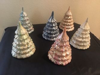 Holiday Decorative Glass Trees 6” Tall - New