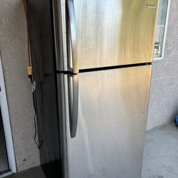 FRIGIDAIRE 