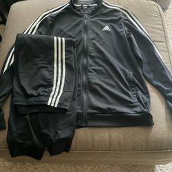 Adidas Track Suit Top And Bottoms XL