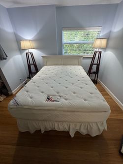 Queen Mattress - Never Used