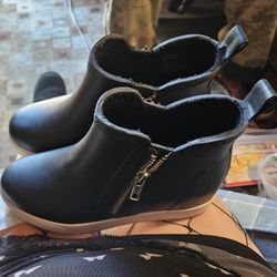 Steve Madden Women's Wedgie Waltz Zip Up Ankle Boots