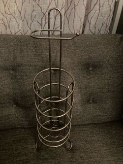 Metal toilet paper roll holder