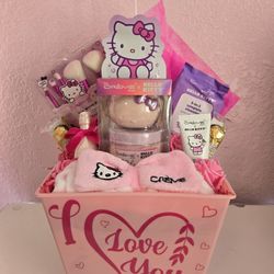 Hello Kitty Spa Basket 