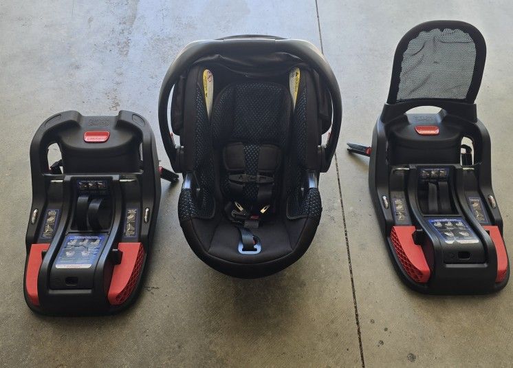 Britax Infant Car Seat Cool Flow 