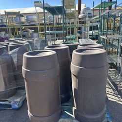 Continental Trash Cans 