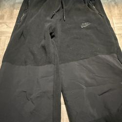 Nike black fur pants size M