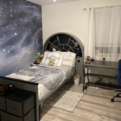 Star Wars Bedroom Set Twin With Dresser And Desk