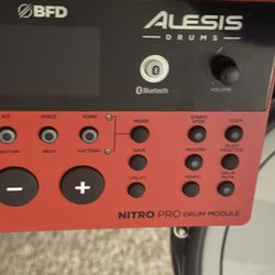 Alesis Nitro Pro Electronic Drum Kit