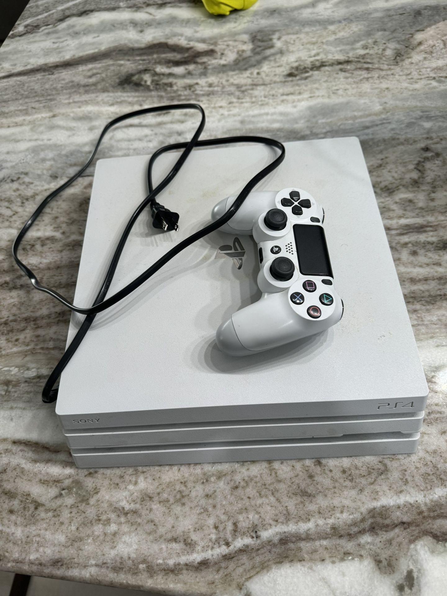 PS4 With Control