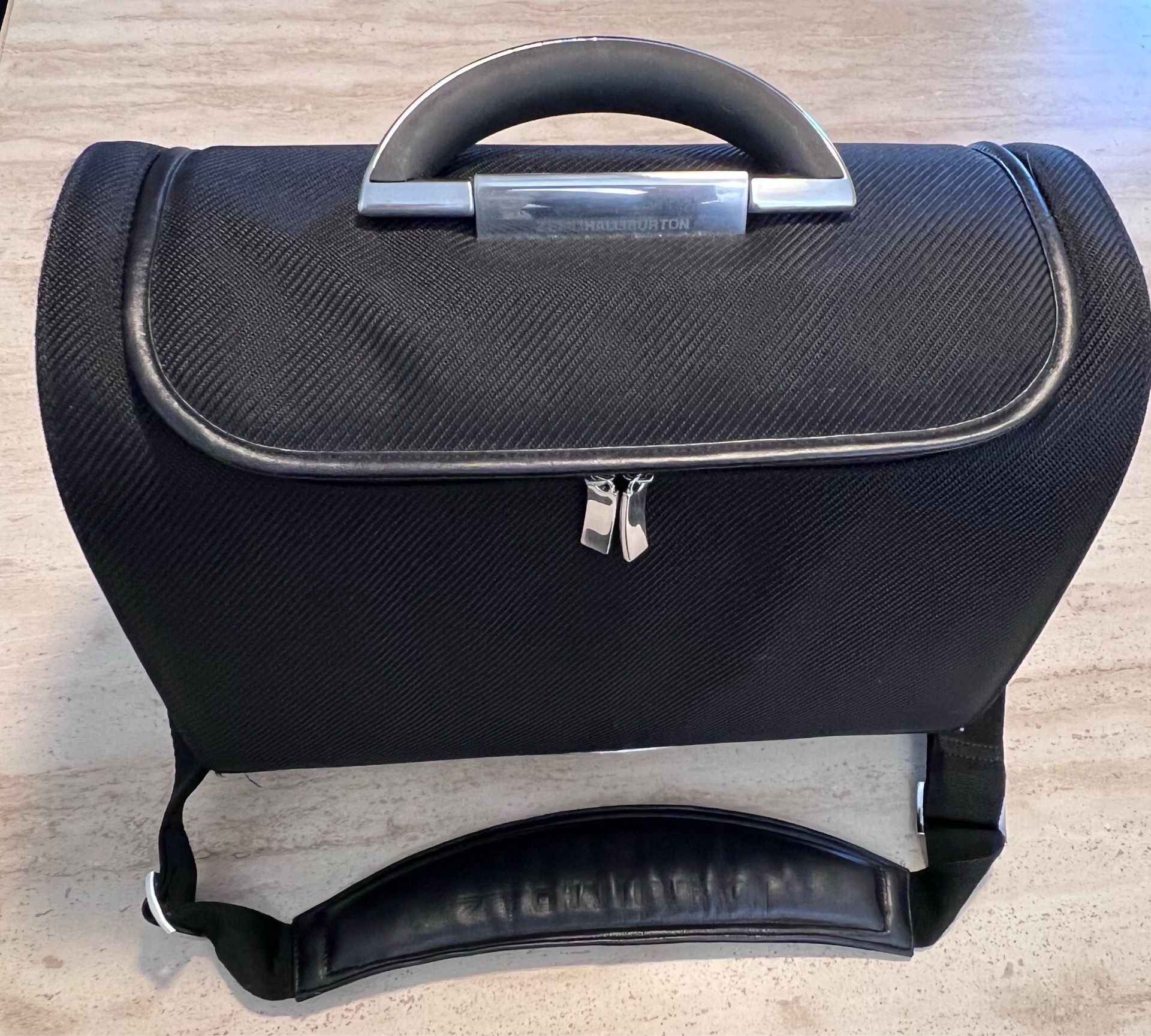 Luxury Zero Halliburton hand bag/small travel bag.