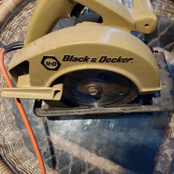 Black and Decker circular saw