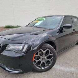 2018 Chrysler 300 S AWD S 4dr Sedan