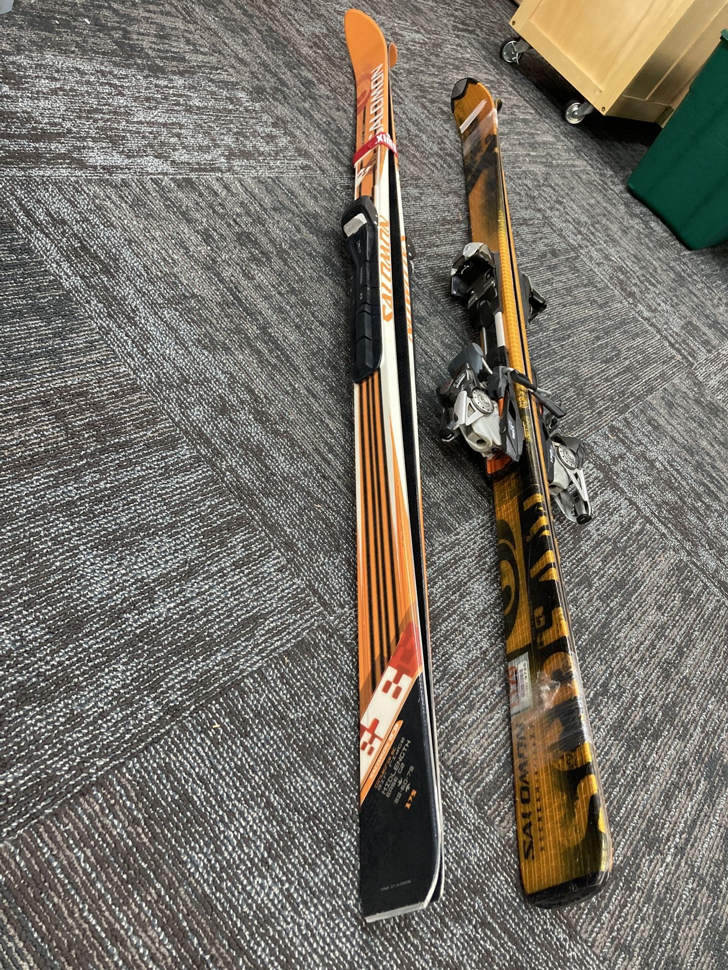 Salomon Hadu 88 Cross Country Skis With Bindings Boots & Salomon XScream Series XP With Step In Bind