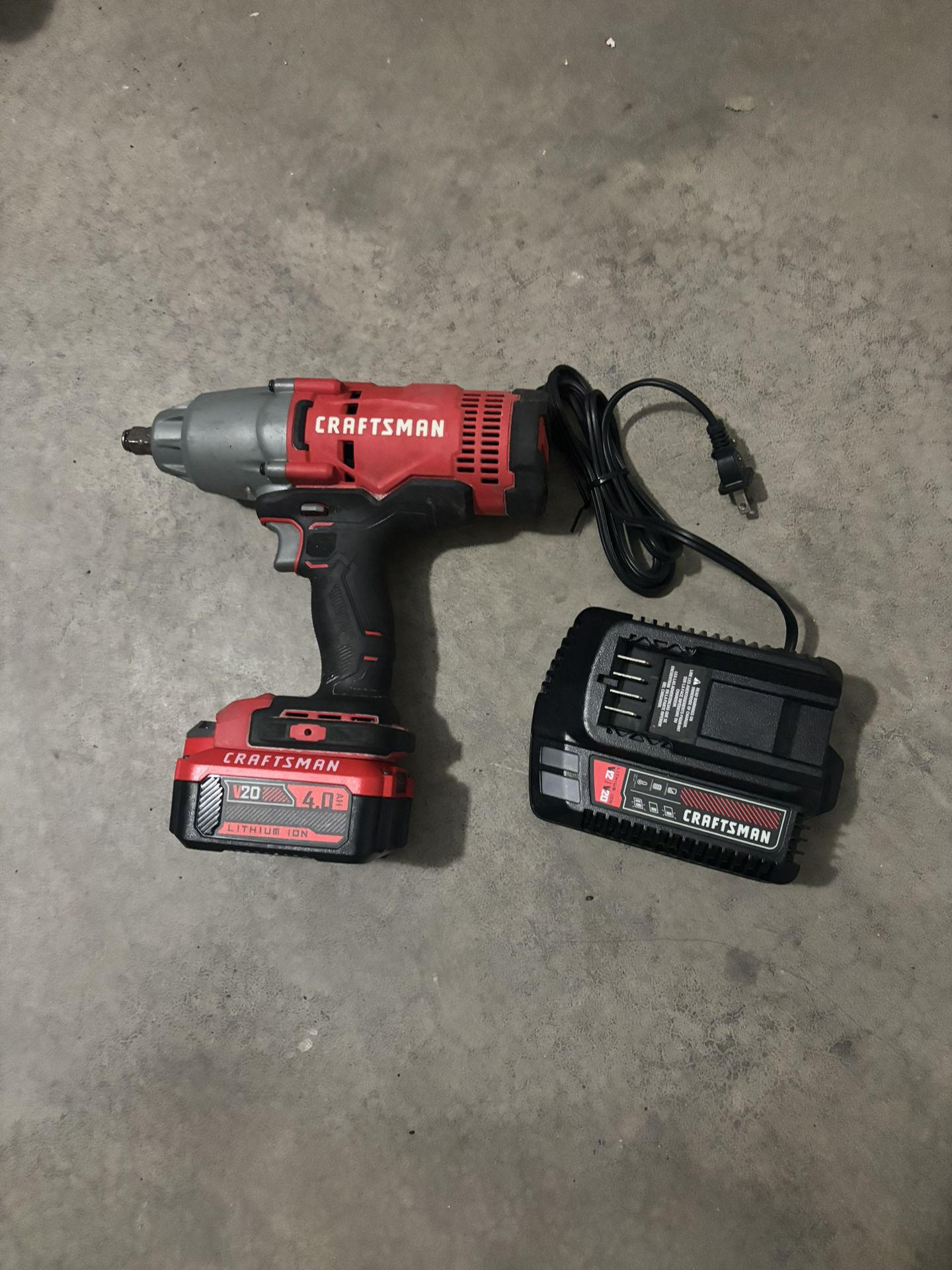 Craftsman Highpowered drill with bag and charger 