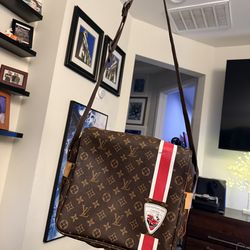 Louis Vutton Satchel