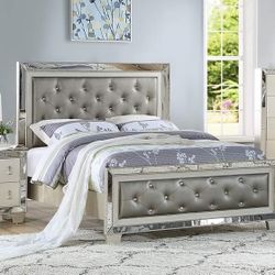 GLAM VINTAGE PLATINUM GRAY FINISH MIRROR TRIM TUFTED ACCENTS QUEEN OR CAL KING SIZE BED FRAME-CAMA