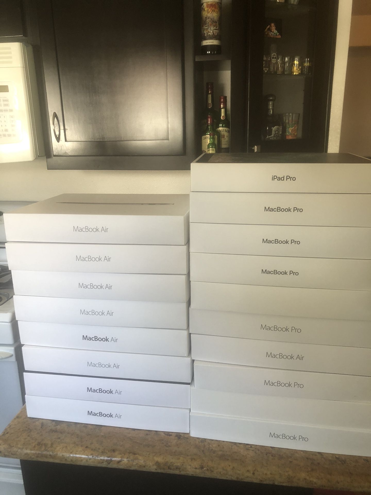 Apple, Microsoft & Bose boxes