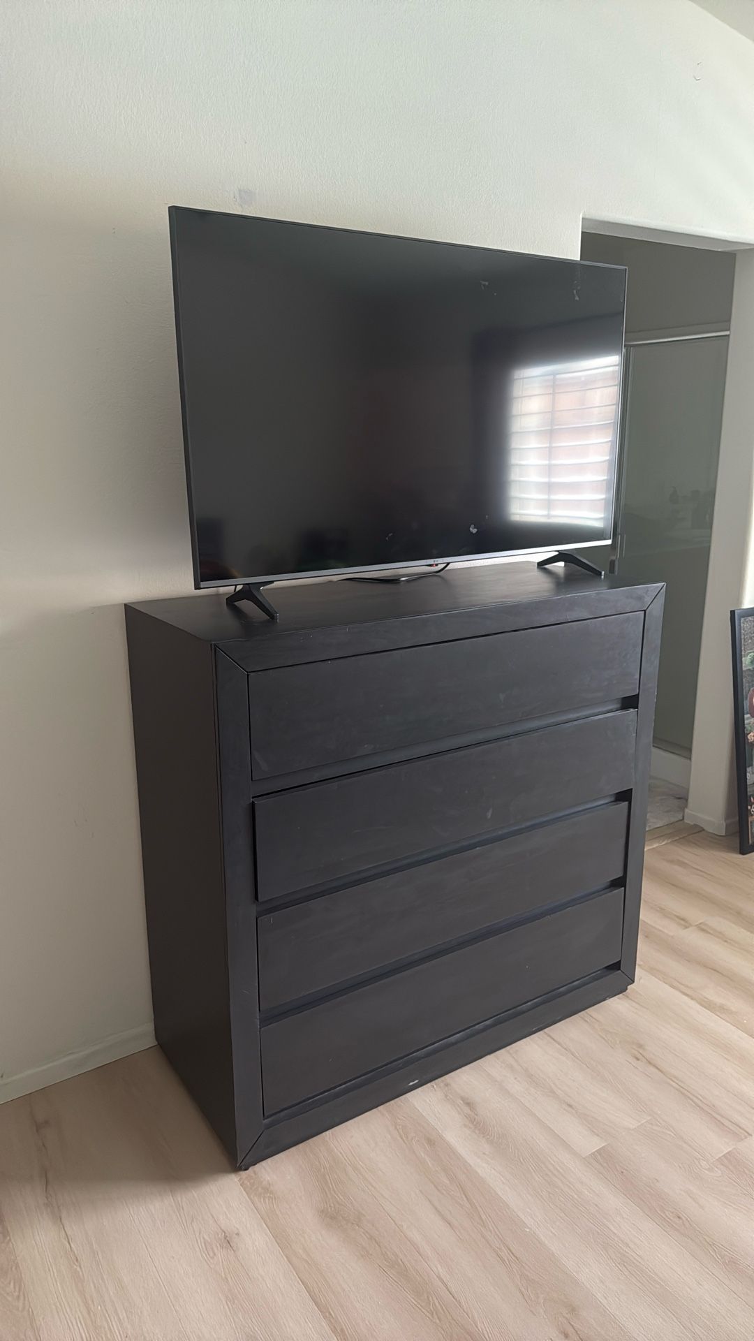 4 Drawer Dresser