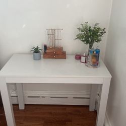 White Desk /Vanity